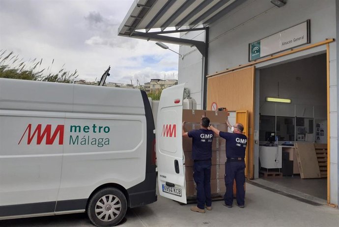 Donación de material por parte de Metro Málaga
