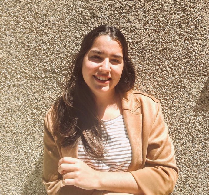 Raquel Marcé, estudiante de la Univeridad de Navarra, participante en el proyecto 'Palabras que acompañan', de la Asociación Española Contra el Cáncer