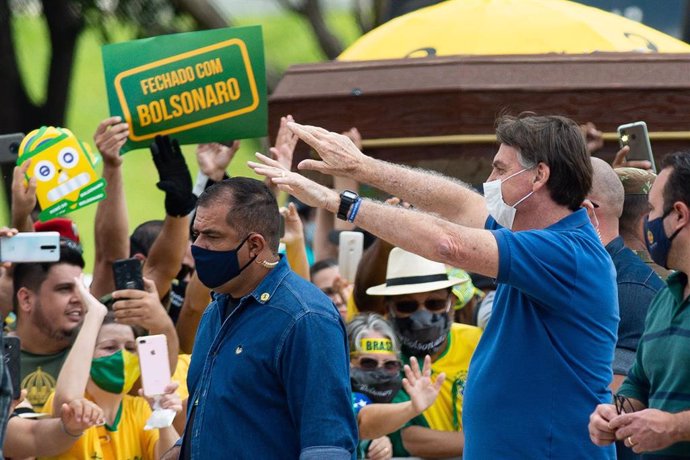 El presidente brasileño, Jair Bolsonaro, durante una manifestación de simpatizantes en Brasilia