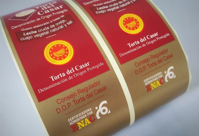 La DOP Torta del Casar renueva su acreditación ENAC y su compromiso certificado 