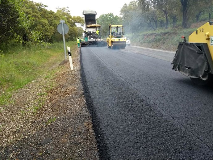 Rehabilitación del firme en la N-433.