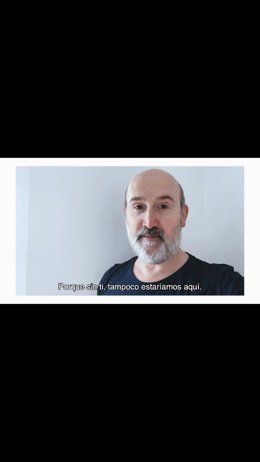 El actor Javier Cámara apoya la campaña del comercio local de la FER