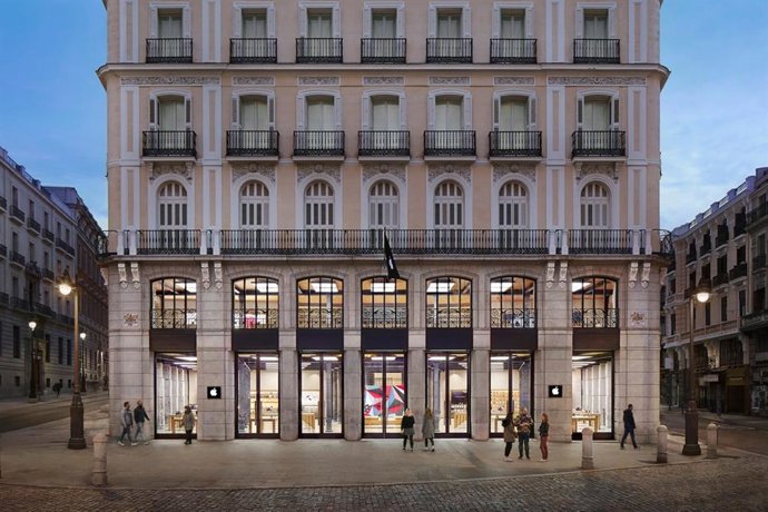 Apple Store de la Puerta del Sol, en Madrid.