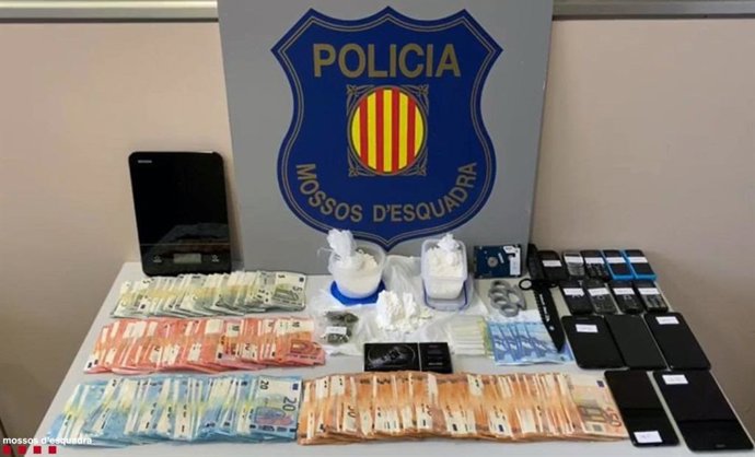 Detenido un matrimonio por vender cocaína en Segur de Calafell y Cunit (Tarragona).