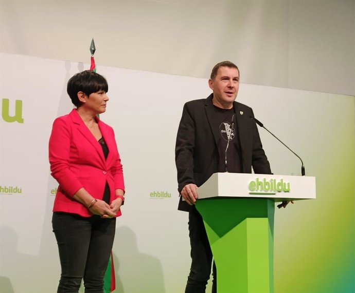 El coordinador de EH Bildu, Arnaldo Otegi, durante la presentación de la propuesta de candidatura de Maddalen Iriarte a Lehendakari por la coalición soberanista