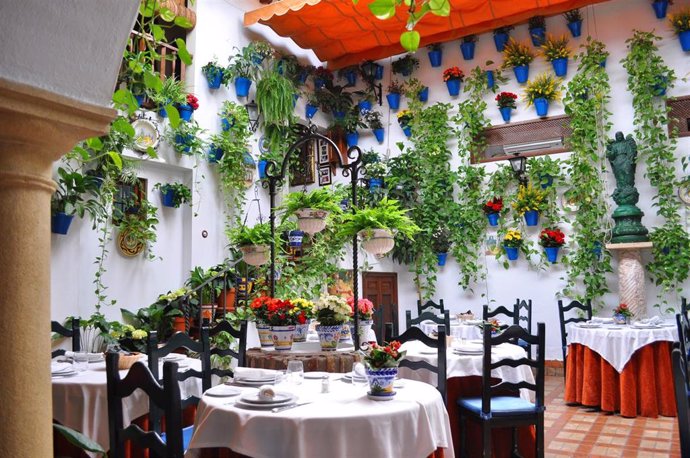 Restaurante Puerta Sevilla.
