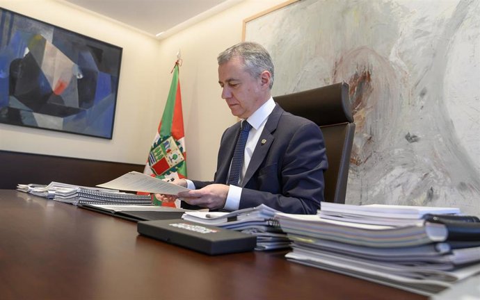 El Lehendakari firma el decreto de disolución del Consejo Asesor del LABI