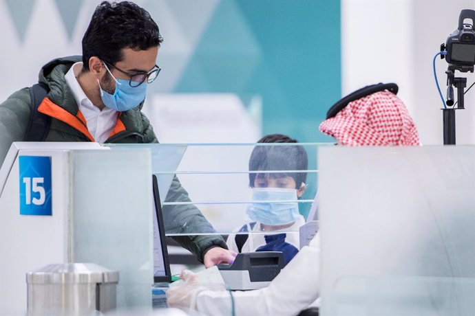 Coronavirus.- Qatar anuncia que paralizará su economía hasta el 30 de mayo por e