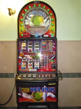 Máquina Tragaperras De Un Salón De Juegos. 