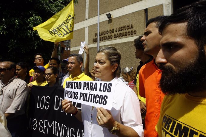 Venezuela.- Foro Penal cifra en más de 400 los presos políticos en Venezuela