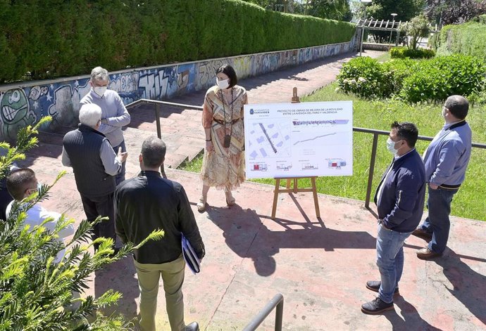 Gema Igual y César Díaz en su visita al inicio de las obras