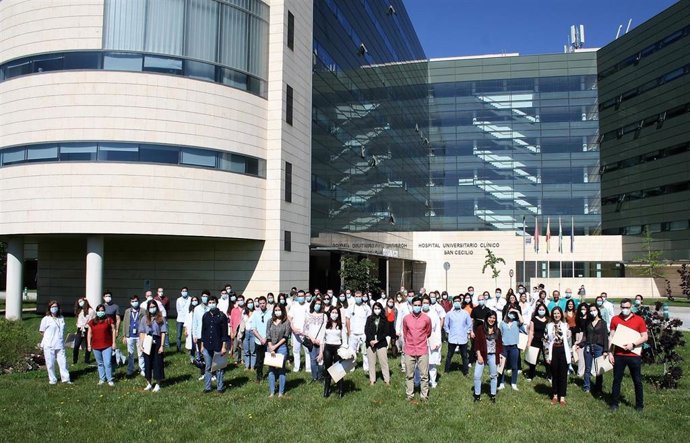 Despedida de internos residentes en el Hospital San Cecilio de Granada