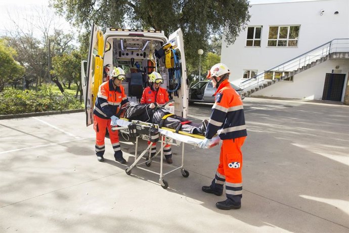 Un equipo del EPES 061 durante una atención