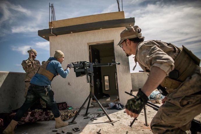 AMP.- Libia.- Las fuerzas de Haftar se retiran de algunos frentes en el sur de T