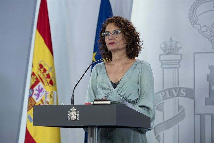 La ministra portavoz y de Hacienda, María Jesús Montero durante la rueda de prensa posterior al Consejo de Ministros celebrado en Moncloa el día 66 del estado de alarma. En Madrid (España), a 19 de mayo de 2020.