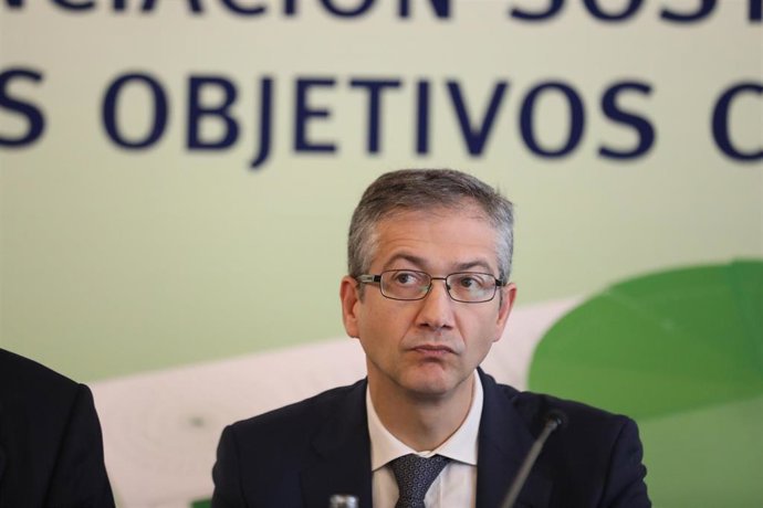 El gobernador del Banco de España, Pablo Hernández de Cos, durante la Jornada 'Financiación Sostenible para los Objetivos Climáticos', en Madrid, a 24 de febrero de 2020.