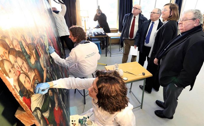 Imagen del Taller de Restauración de Obras de Arte que se desarrolla en el Seminario Menor.