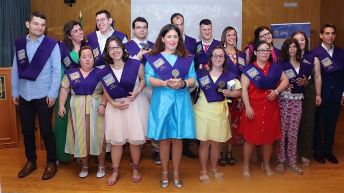 Un total de 239 jóvenes con discapacidad intelectual en Andalucía se forman en la universidad
