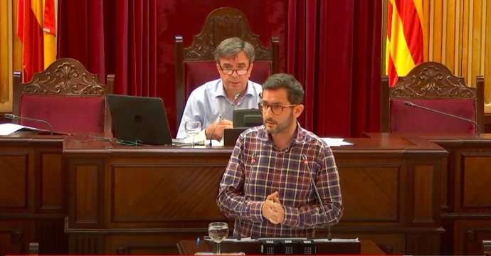 El diputado del grupo socialista Joan Ferrer.