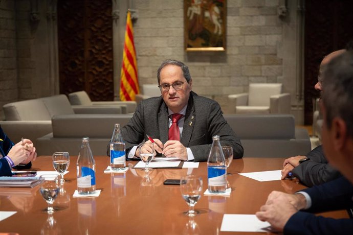 El presidente de la Generalitat, Quim Torra, durante la reunión de seguimiento de la evolución del coronavirus en el Palacio de la Generalitat, Barcelona (España), a 6 de marzo de 2020.