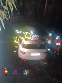 Herido el conductor de un coche al salirse de la carretera en Los Barrios (Cádiz) en una persecución policial