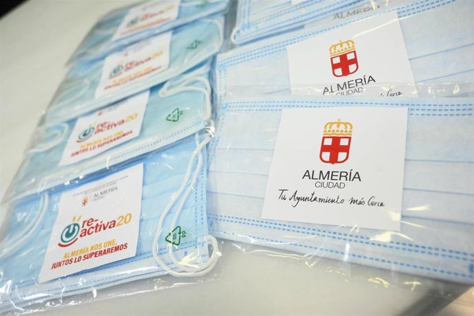 Mascarillas quirúrgicas repartidas por el Ayuntamiento de Almería