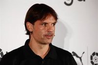 Morientes da "un paso al lado" al no haber dimisión de Aganzo