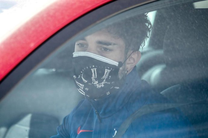 Sime Vrsaljko llegando al entrenamiento del Atlético