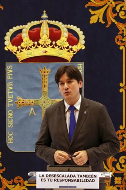 El consejero de Ciencia, Innovación y Universidad, Borja Sánchez, en rueda de prensa.