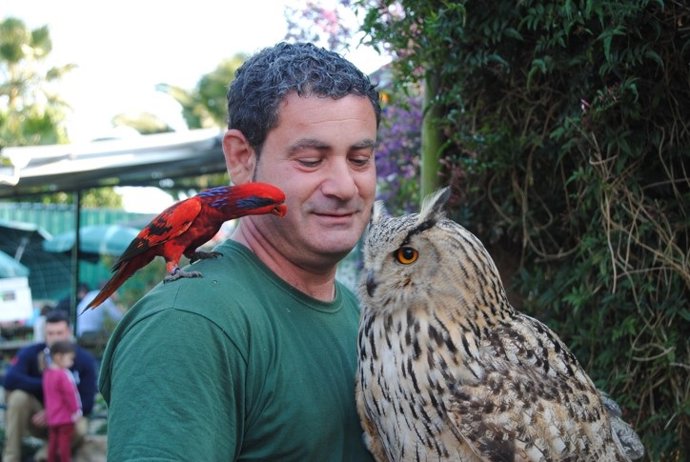 El propietario del núcleo zoológico de El Bosque, Gonzalo Rubio.