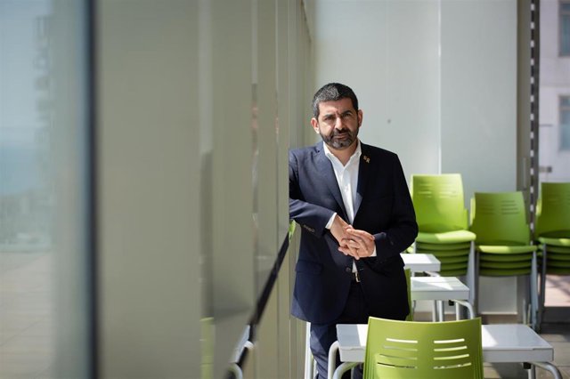 El conseller de Trabajo, Asuntos Sociales y Familias de la Generalitat de Catalunya, Chakir el Homrani