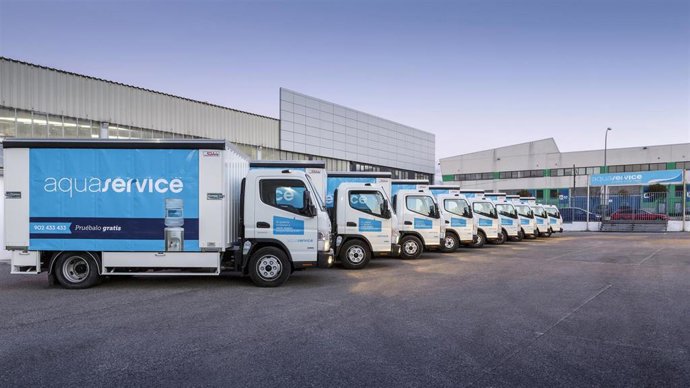 Aquaservice dispone de la mayor flota de vehículos de reparto híbridos de España. 