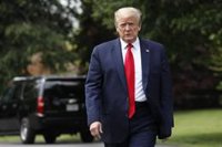 Trump dice que no va a dar a la prensa "el placer" de verlo con mascarilla