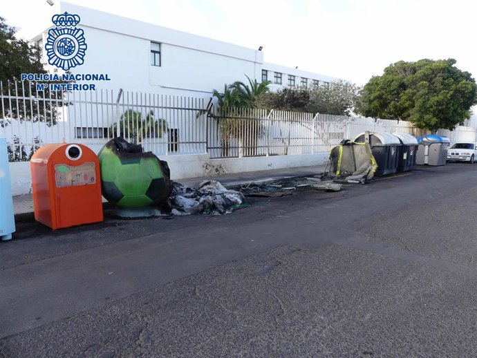 Contenedores quemados