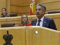 Revilla dice estar "seguro" de que tanto Cantabria como Euskadi pasarán a la fase II de la desescalada