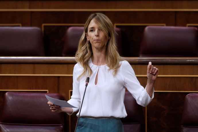 La portavoz del Partido Popular (PP), Cayetana Álvarez de Toledo, interviene durante el debate este miércoles en el Congreso,  en Madrid (España), a 20 de mayo de 2020.