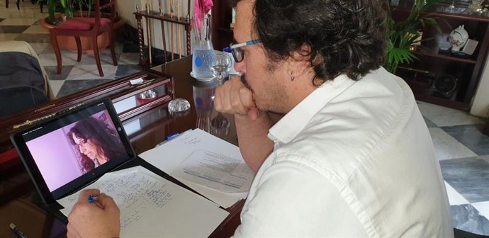 El alcalde de Cádiz, José María González, en una reunión telemática