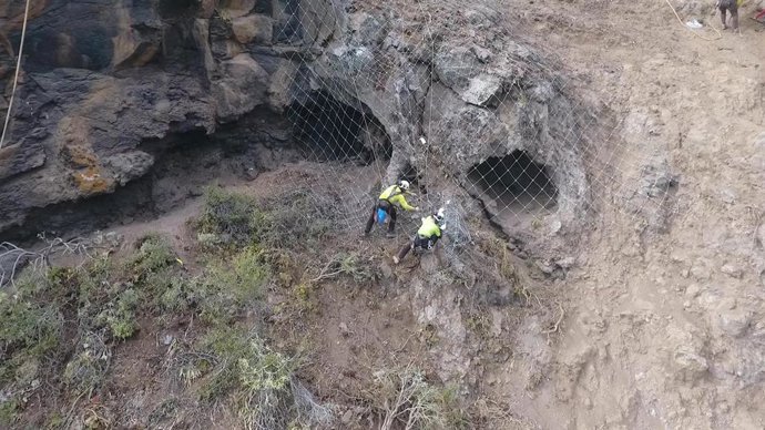 Trabajos de protección del talud de Los Realejos