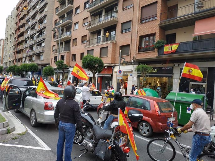 Manifestación de Vox en Logroño contra la gestión del Gobierno contra el COVID-19