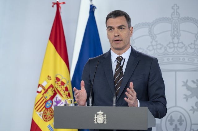 El presidente del Gobierno, Pedro Sánchez, durante la rueda de prensa telemática donde ha anunciado, entre otras cuestiones, un luto oficial de 10 días en España.