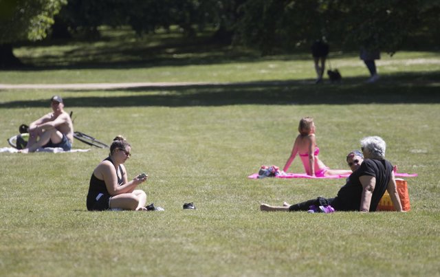 Aliviamiento de las medidas de restriccion en Reino Unido