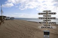 Andalucía contratará a 3.000 desempleados este verano para garantizar "playas seguras" ante el Covid-19