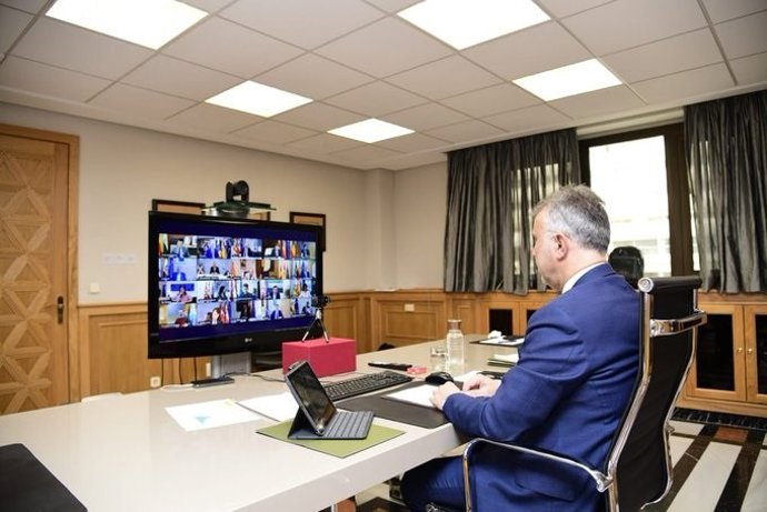 El presidente de Canarias, Ángel Víctor Torres