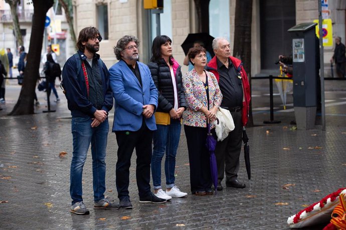 El portavoz de Demcrates y diputado del Parlament --en el grupo de ERC--, Toni Castell, encabeza la ofrenda floral de Demcrates de Catalunya al monumento a Rafael de Casanova, dentro de los actos de la Diada de Cataluña 2019, en Barcelona  (España) a