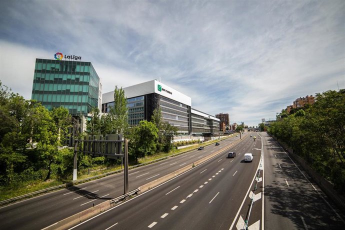 Tramo de la autopista de la M-30, en Madrid, durante la desescalada por el COVID-19, tomada el martes 5 de mayo de 2020