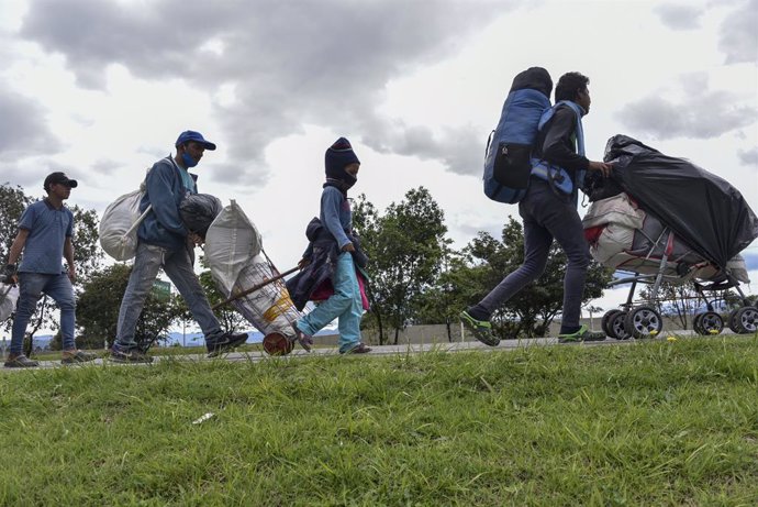 Venezuela.- Ecuador reclama un verdadero apoyo internacional a los migrantes ven