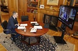Coronavirus.- El Rey aborda con el presidente de los abogados catalanes la situa