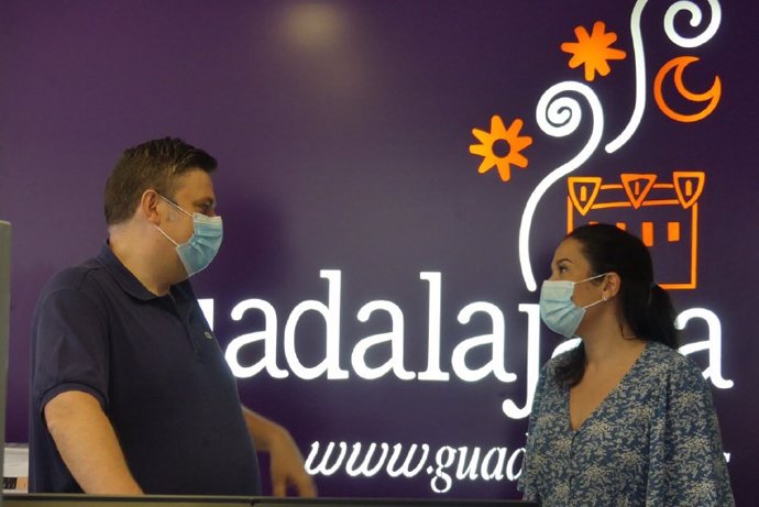 Apertura de la oficina de turismo de Guadalajara.