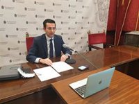El PSOE tiende la mano al gobierno local para el presupuesto de Granada pero con "líneas rojas" y sin Vox