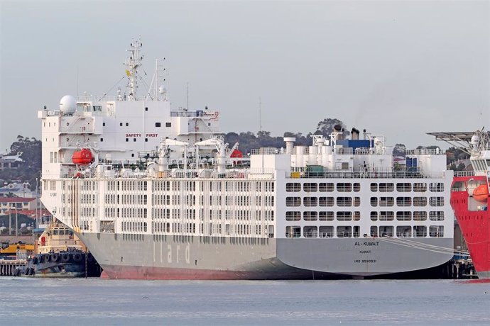 El carguero 'Al Kuwait', atracado en Fremantle con varios tripulantes con coronavirus